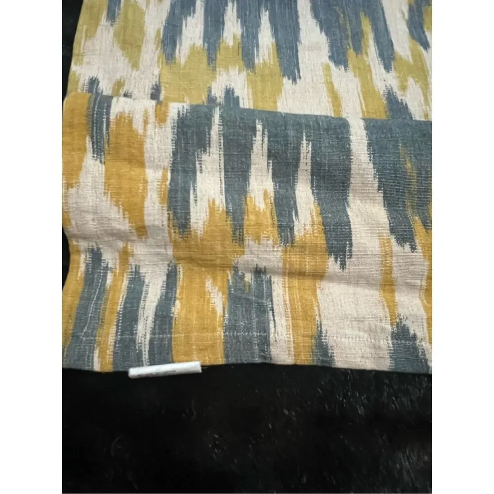 Crate & Barrel Babo Jute Cotton Ikat Green Print table runner